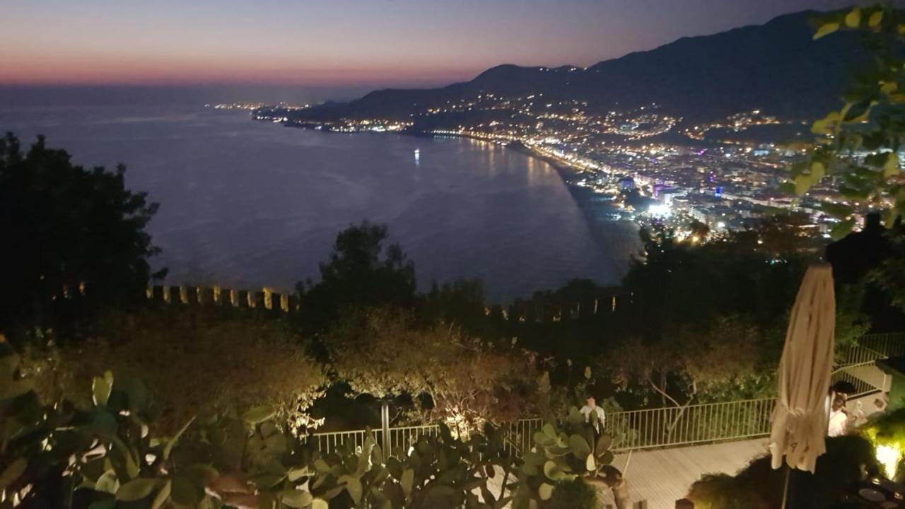 Empire Residence Alanya/Mahmutlar 50M От Моря Exteriér fotografie